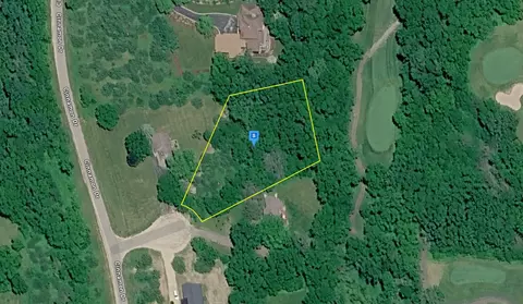 6 Knoll Ct, Galena, IL 61036