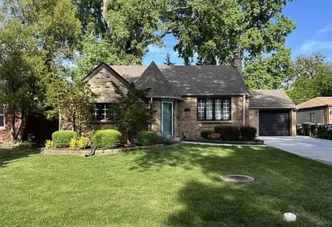 427 S Western Ave, Park Ridge, IL 60068