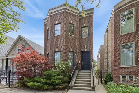 2447 W Winona St, Chicago, IL 60625