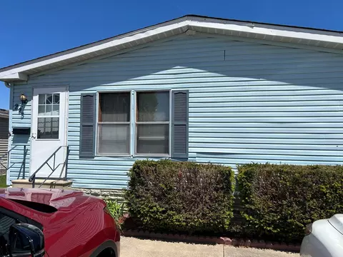 273 Fox Ln, Belvidere, IL 61008