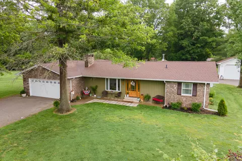 443 Timber Trail Dr, Murphysboro, IL 62966