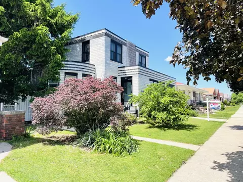 3728 Cuyler Ave, Berwyn, IL 60402
