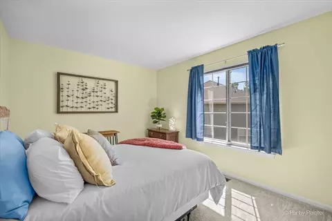 Bedroom - 142 Augusta Ln, Cary, IL 60013 photo 5 of 6