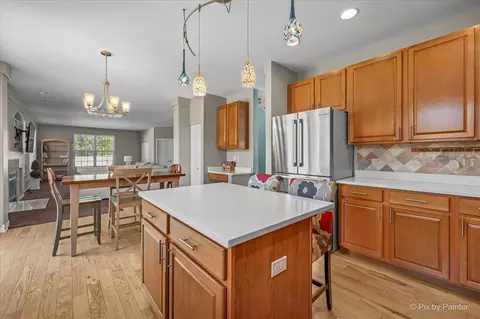 Kitchen - 142 Augusta Ln, Cary, IL 60013 photo 3 of 5