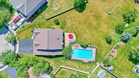 View/Area - 142 Augusta Ln, Cary, IL 60013 photo 1 of 6