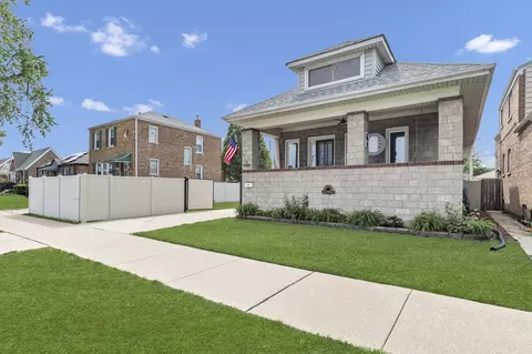 5412 S Natoma Ave S, Chicago, IL 60638