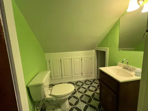 Bath - 2520 183rd St, Lansing, IL 60438 photo 2 of 2