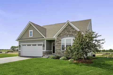 Exterior - 1306 S Wind Dr, Sandwich, IL 60548 photo 2 of 8