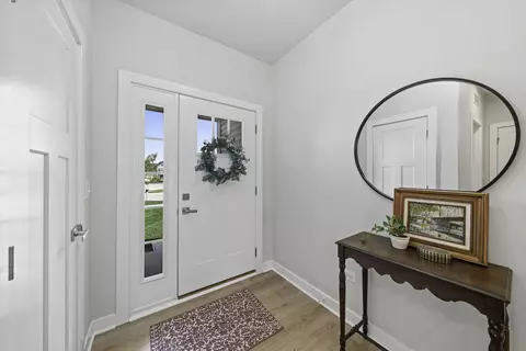 Entry Way - 1306 S Wind Dr, Sandwich, IL 60548 photo 1 of 3