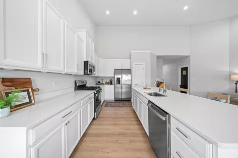 Kitchen - 1306 S Wind Dr, Sandwich, IL 60548 photo 4 of 4
