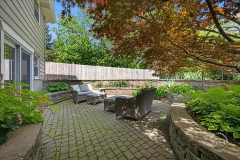 Exterior - 1419 E Forest Ave, Wheaton, IL 60187 photo 4 of 7