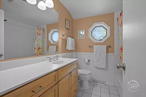 Bath - 1419 E Forest Ave, Wheaton, IL 60187 photo 1 of 2