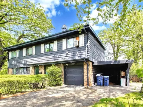 2617 Summit Ave, Highland Park, IL 60035