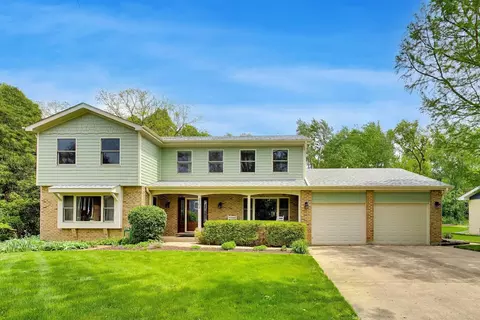 2302 Lisa Ct, Palatine, IL 60067