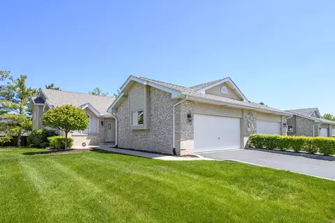 16237 Lake Villa Ave, Tinley Park, IL 60477