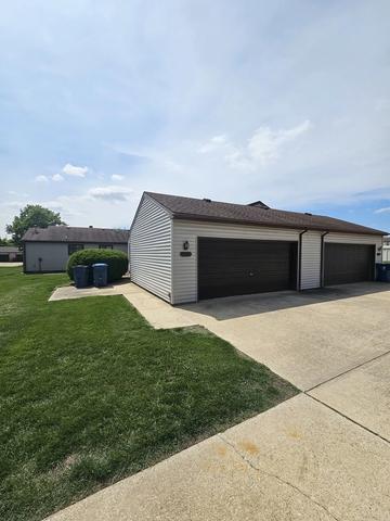 910 Pomona Dr #910, Champaign, IL 61822