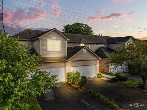 View/Area - 2158 W Adobe Dr, Addison, IL 60101 photo 9 of 9