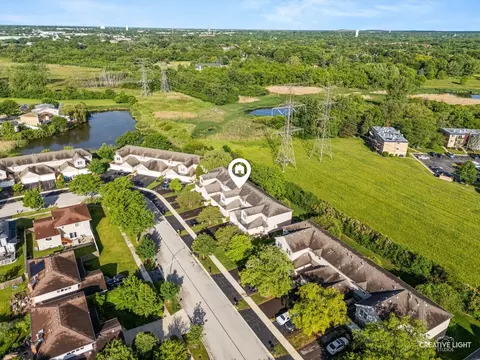 View/Area - 2158 W Adobe Dr, Addison, IL 60101 photo 7 of 9
