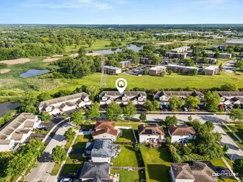 View/Area - 2158 W Adobe Dr, Addison, IL 60101 photo 5 of 9