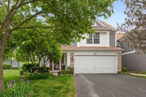 647 N Charter Hall Dr, Palatine, IL 60067