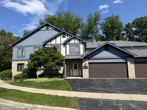2648 Harbor Dr #2648, Joliet, IL 60431