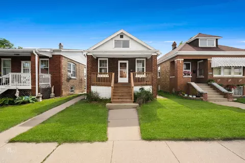 2827 N Mason Ave, Chicago, IL 60634