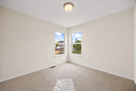 Bedroom - 1730 Kenicott Ct, Plainfield, IL 60586 photo 3 of 6