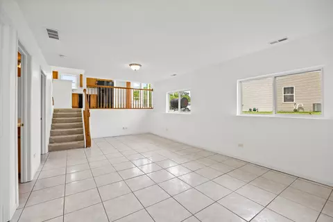Living - 1730 Kenicott Ct, Plainfield, IL 60586 photo 4 of 4