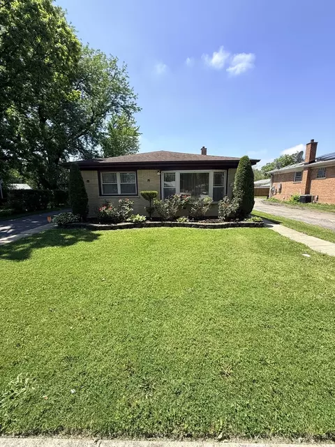 15646 Church Dr, South Holland, IL 60473