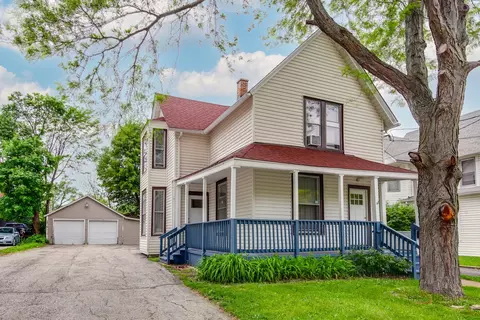 228 S Lincoln Ave, Waukegan, IL 60085