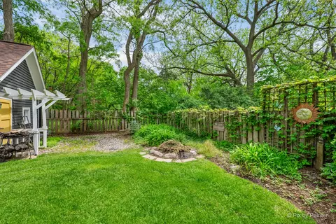 Exterior - 32 W235 Army Trail Rd, Wayne, IL 60184 photo 7 of 7