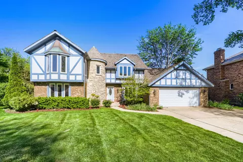 816 Paddock Ln, Libertyville, IL 60048