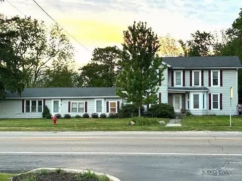 722724 W Grant Hwy, Marengo, IL 60152