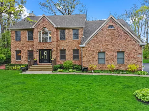 2803 Rose Ave, Mchenry, IL 60050