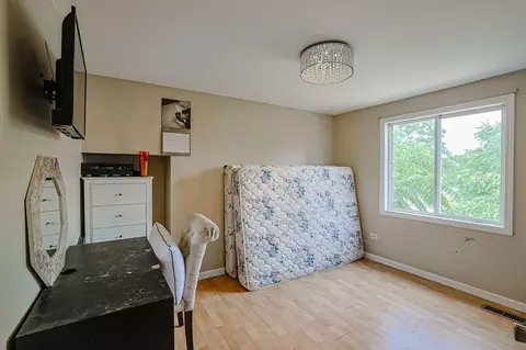 Bedroom - 4123 Prescott Ave, Lyons, IL 60534 photo 1 of 4