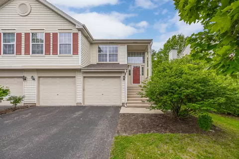 74 Seton Creek Dr, Oswego, IL 60543