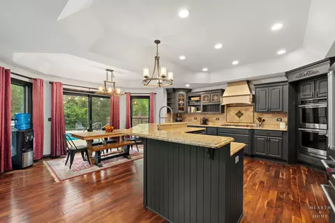 Kitchen - 5901 Whiting Dr, Mchenry, IL 60050 photo 1 of 6