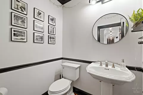Bath - 5901 Whiting Dr, Mchenry, IL 60050 photo 1 of 8