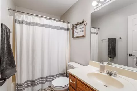 Bath - 809 S Scarborough St, Sidney, IL 61877 photo 3 of 3