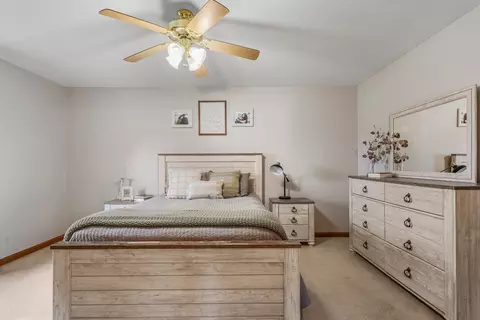 Bedroom - 809 S Scarborough St, Sidney, IL 61877 photo 3 of 5