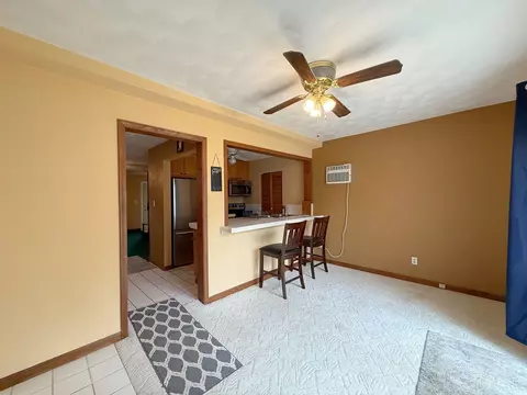 Living - 971 41st St, Moline, IL 61265 photo 3 of 3