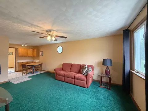 Living - 971 41st St, Moline, IL 61265 photo 1 of 3