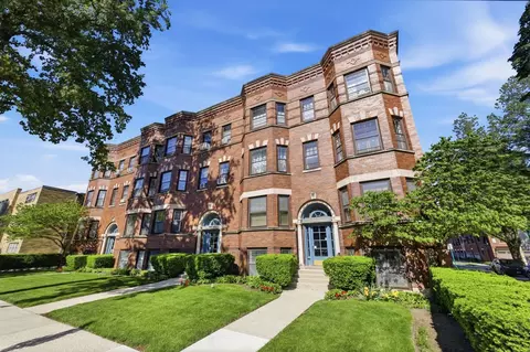 206 N Kenilworth Ave #B, Oak Park, IL 60302