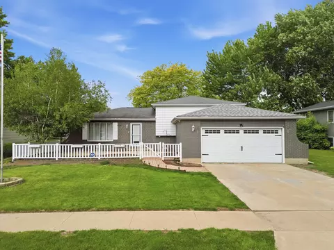 1905 20th Ave, Sterling, IL 61081