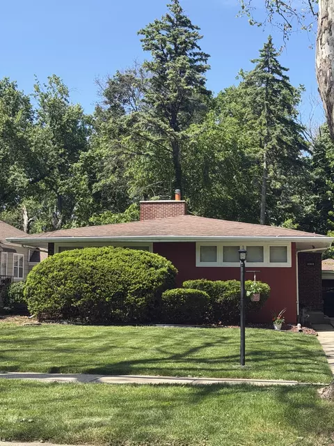 1438 Olive Rd, Homewood, IL 60430