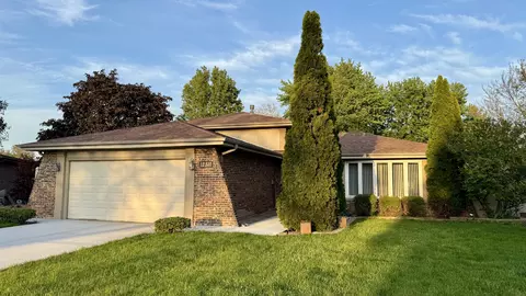 12511 S Mayfield Ave, Alsip, IL 60803