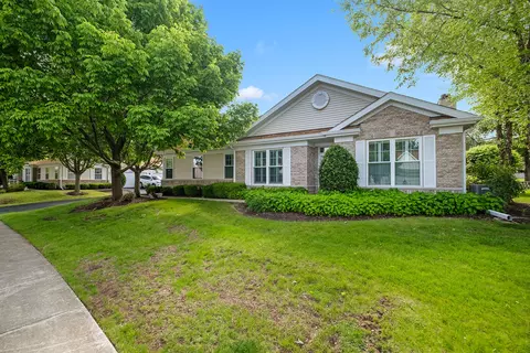 21445 W Douglas Ln, Plainfield, IL 60544