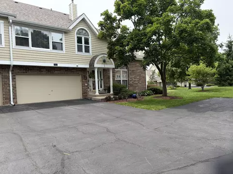 1511 Barrymore Dr, Darien, IL 60561