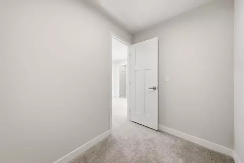 Entry Way - 72 Nicholas Dr E, Des Plaines, IL 60016 photo 2 of 2