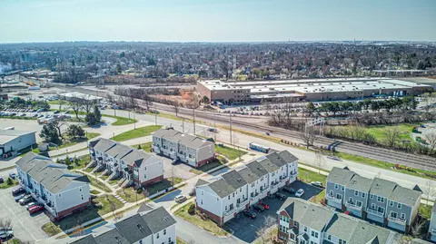 View/Area - 72 Nicholas Dr E, Des Plaines, IL 60016 photo 4 of 4